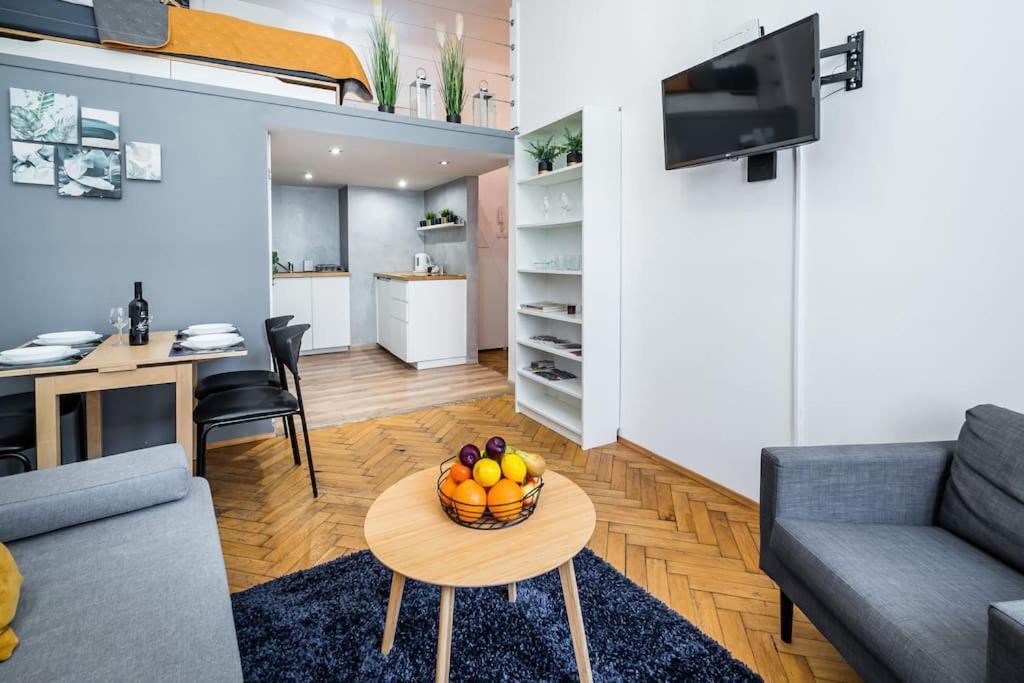Royal City Apartment 40 M2 Krakow Bagian luar foto