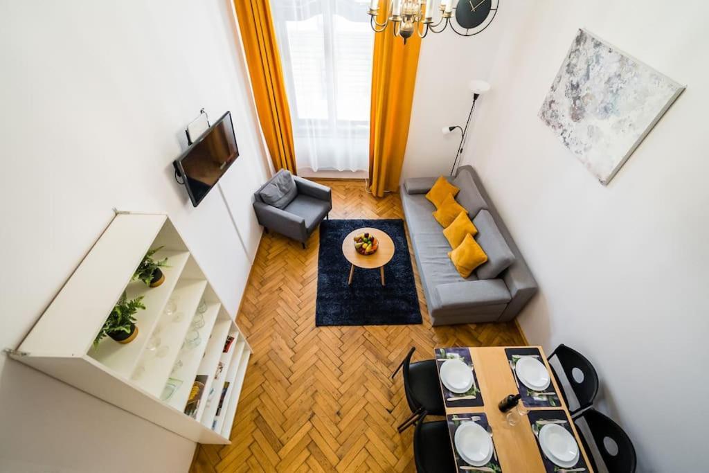 Royal City Apartment 40 M2 Krakow Bagian luar foto
